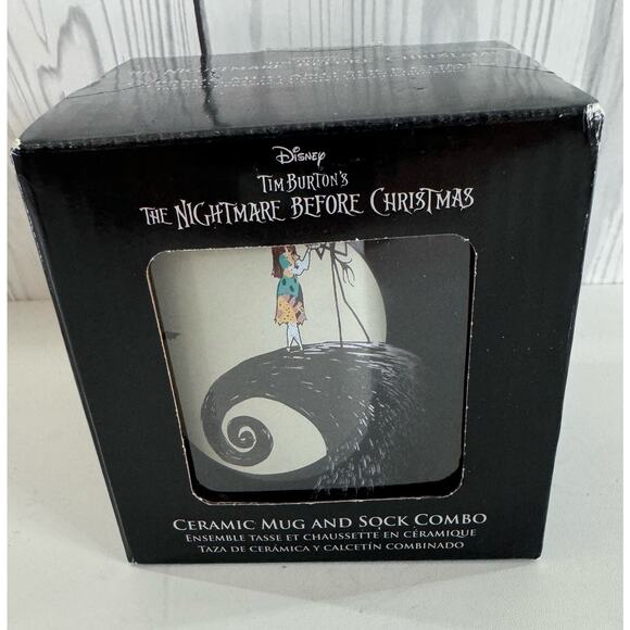 New Disney Tim Burton's The Nightmare Before Christmas Mug & 2 Pair Socks - Picture 1 of 5